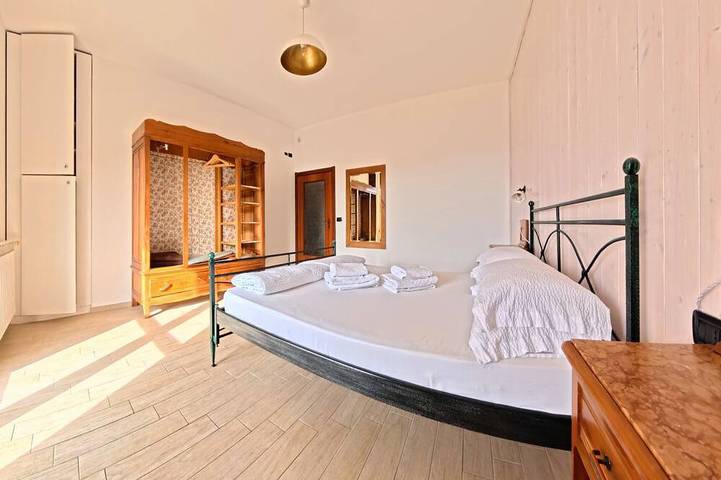 Villa für 8 Personen, mit Garten in Tignale - 4