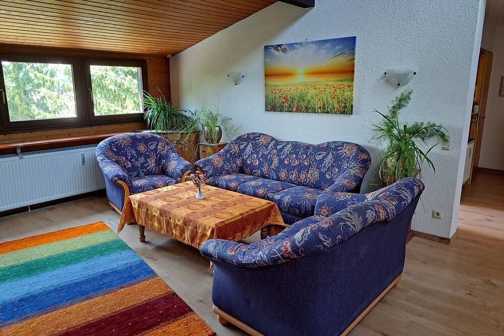 Ganze Wohnung, Ferienwohnung Heckenäcker\nnatur pur in Ortenberg am Rande des Vogelsberges in Ortenberg, Wetterau