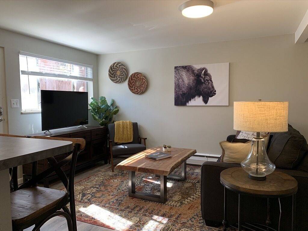 Ganze Wohnung, Modern & Chic Condo im Herzen der Altstadt in Fort Collins, Larimer County
