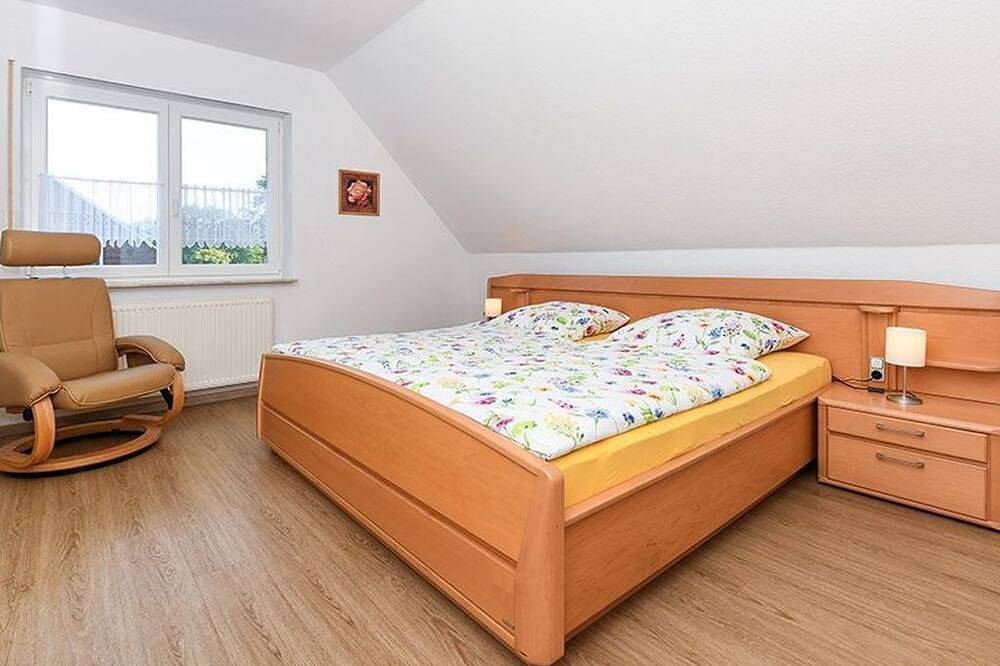 Ganze Wohnung, Ferienwohnung Zur Kuhweide in Dunum - Ferienwohnung Zur Kuhweide in Dunum, Nordseeküste