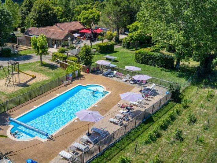 Wohnwagen für 4 Personen, mit Haustier in Domme