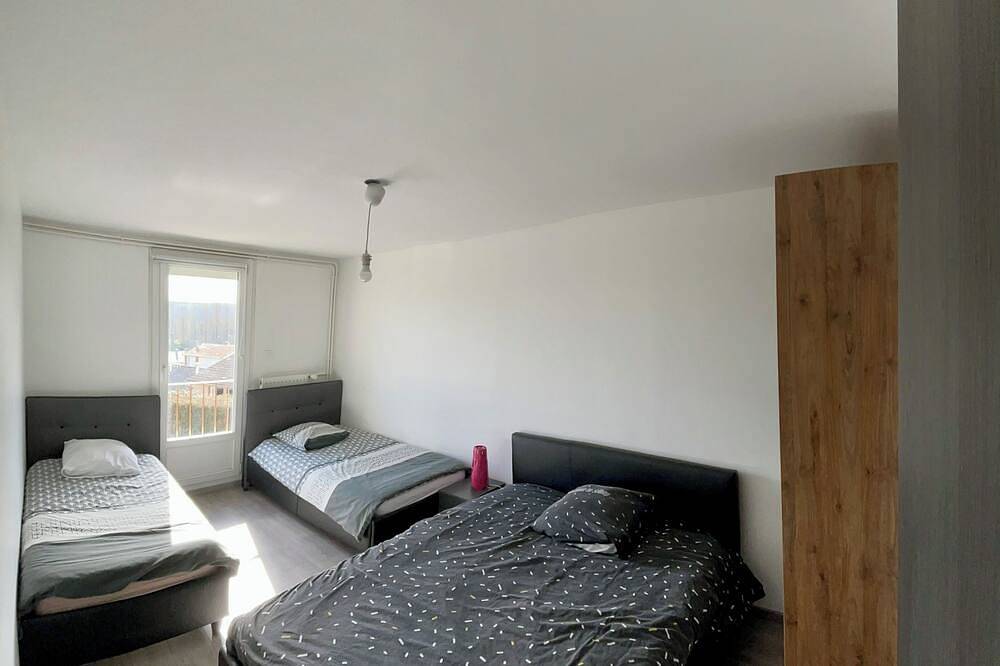 L'adresse Matisse 4 chambres avec jardin, barbecue et parking privé in Montbéliard, Doubs