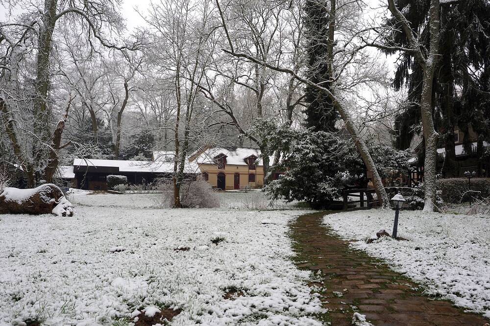 Loft de l ecurie du Domaine de la Geneste in Châteaufort, Parc naturel régional de la Haute Vallée de Chevreuse