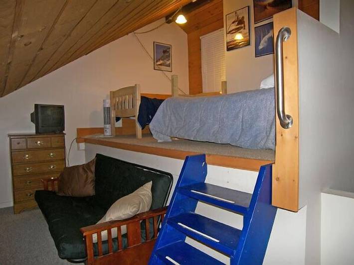 Ferienhaus für 8 Personen, mit Terrasse und Pool sowie Whirlpool - 1