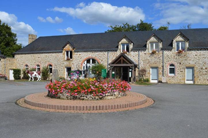 Hôtel pour 2 personnes, avec Terrasse et Jardin ainsi que Piscine et Sauna