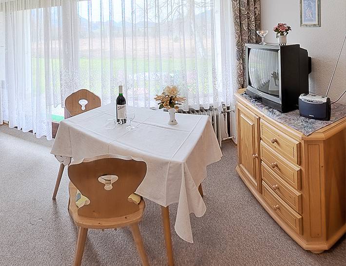 Ferienwohnung für 2 Personen, mit Balkon/Terrasse und Terrasse, kinderfreundlich in Inzell - 3