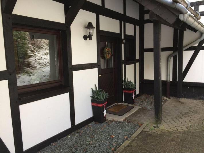 Ferienhaus für 6 Personen, mit Pool und Terrasse sowie Sauna in Winterberg - 2
