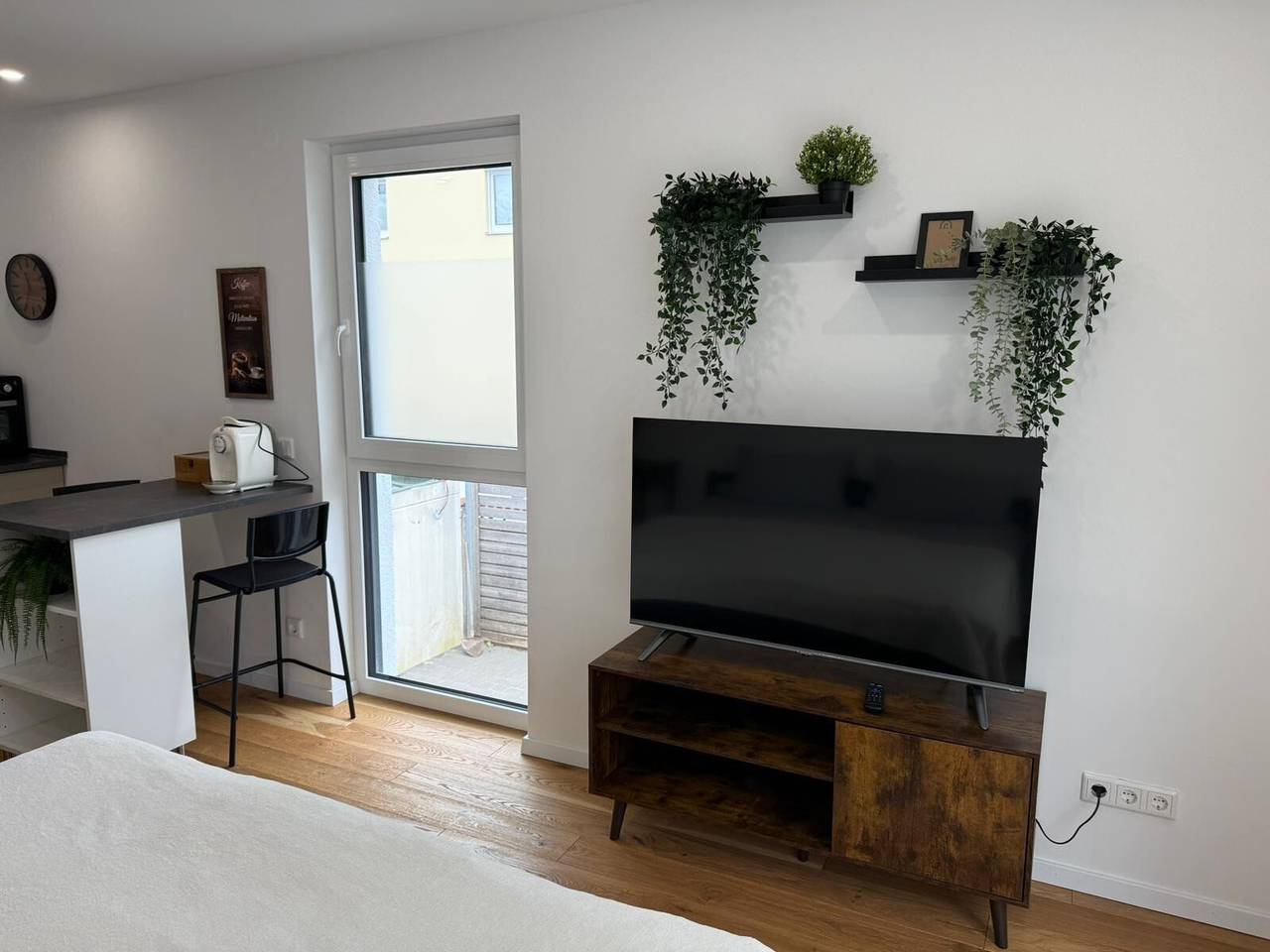 Ganze Wohnung, Apartment „Ay Homes 08“ mit Balkon und Wlan in Augsburg, Bayerisch Schwaben