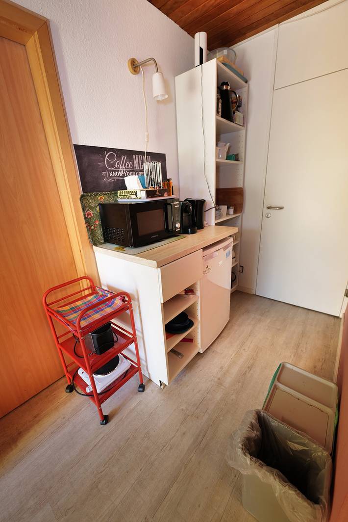 Haus Weschke - Blaues Doppelzimmer, 25 qm, mit Gemeinschaftsbad und Terrasse in Hofheim, Main-Taunus-Kreis