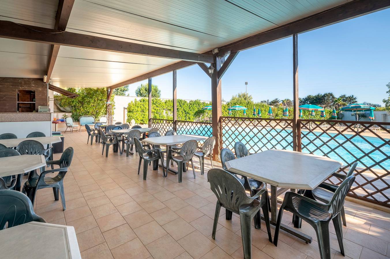 Villa 'Residenza Terra Serena' con piscina condivisa, Wi-Fi e aria condizionata in Santa Cesarea Terme, Provincia di Lecce