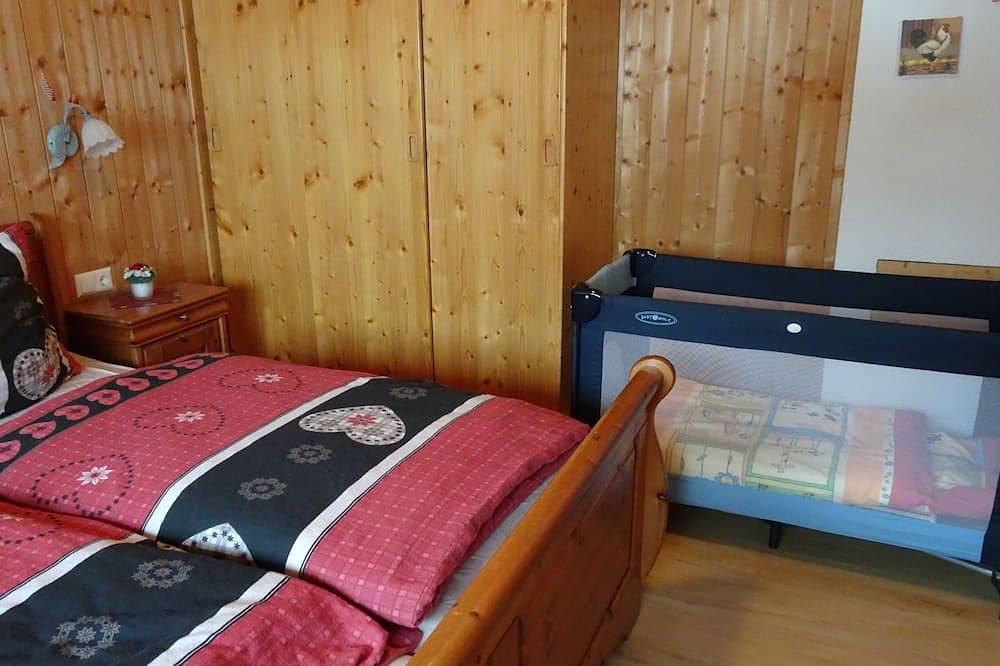 Wohlfühl-Hütte auf der Alm zum Relaxen in den Bergen mit Sauna, ganzjährig. Ziel in Reichenau (Österreich), Nockberge