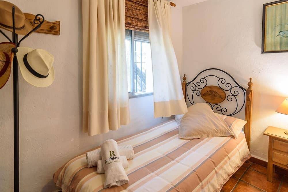 Casa Rural la Sacri Guaro by Ruralidays in Guaro, Sierra de las Nieves