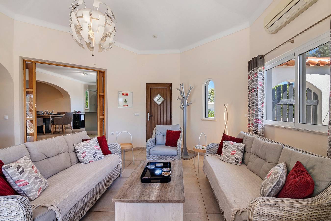 Villa „Casa Katz“ mit privatem Pool, Wlan und Klimaanlage in Quarteira, Faro Distrikt