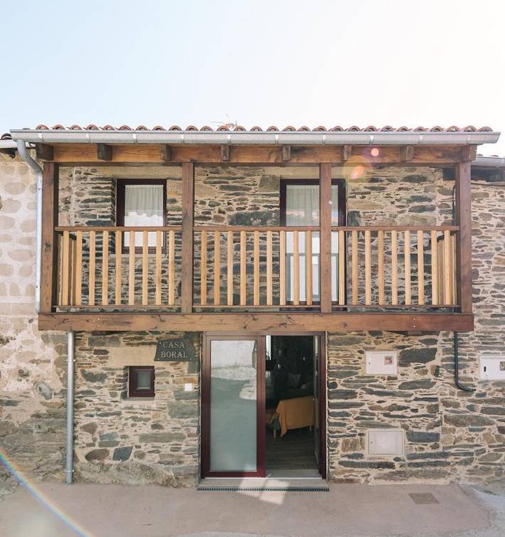 Apartamento para 7 personas, con Balcón y Terraza además de Jardín y Piscina en Sober