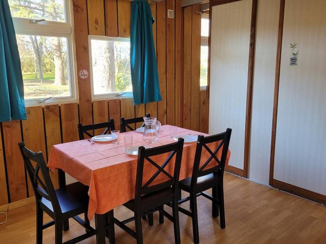 Chalet für 6 Pers mit Terrasse & Garten in Pamiers, Ariège