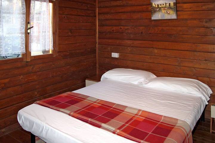 Bungalow für 4 Personen, mit Balkon, mit Haustier an der Versilia - 2