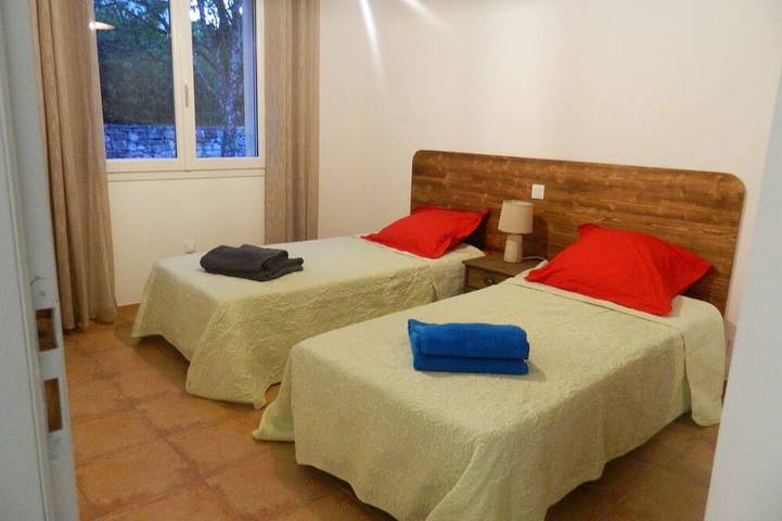 Location de vacances pour 6 personnes, avec jardin et balcon à Orgnac-l'Aven - 4