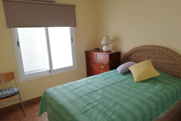 Gîte pour 3 personnes, avec balcon dans La Isleta del Moro - 3