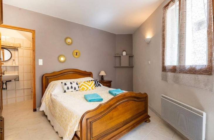 Gîte pour 2 personnes, avec terrasse à Saint-Romain-en-Viennois - 2