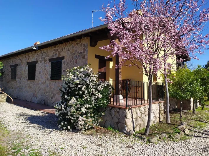 Apartamento de vacaciones para 4 personas, con jardín además de vistas y piscina - 1