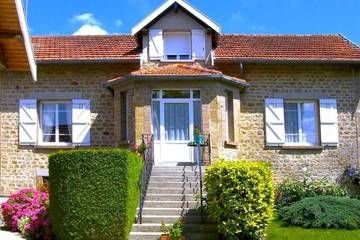 Location de vacances pour 6 personnes, animaux acceptés dans Vouziers