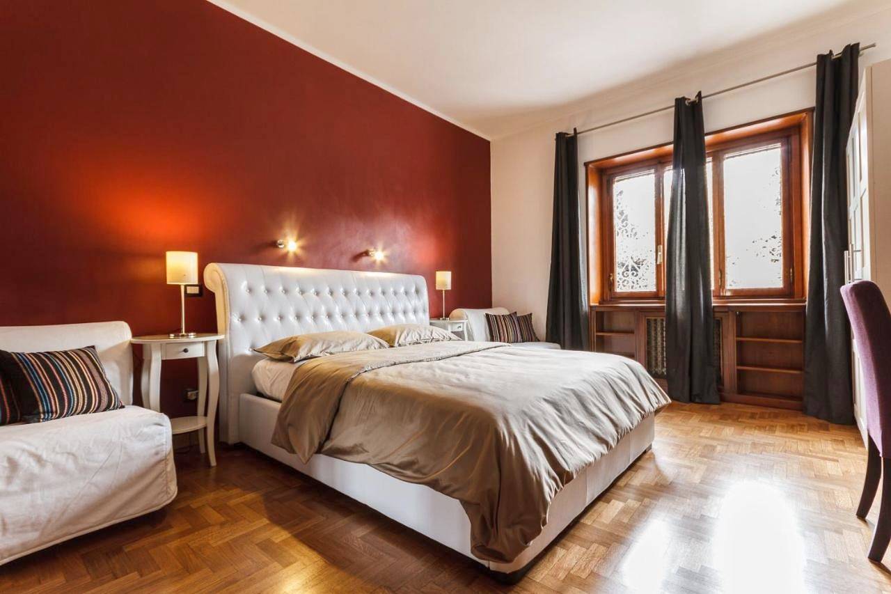 L'Angolo Cortese in Eur (Roma), Roma