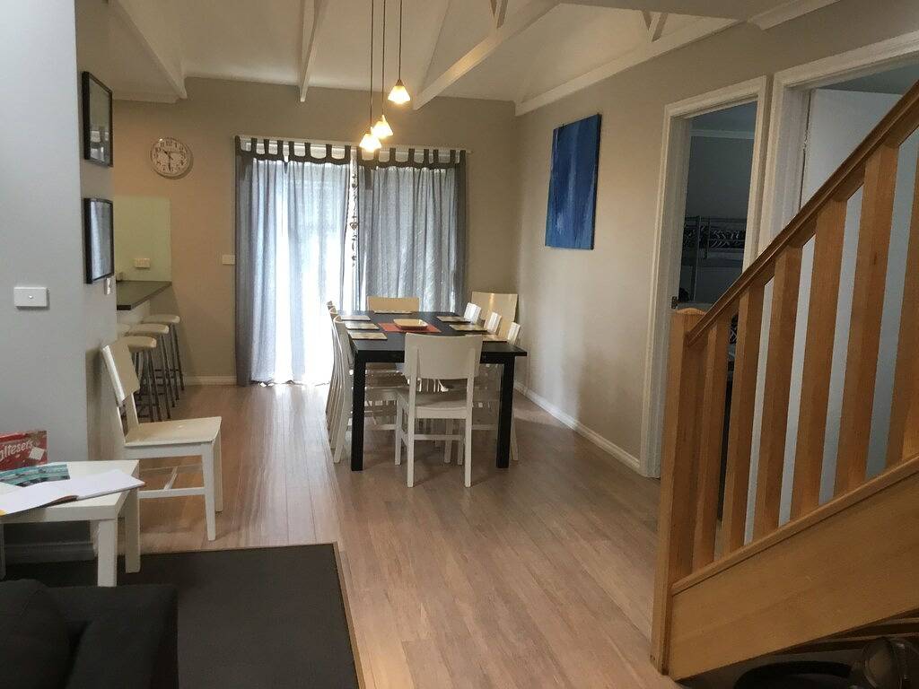 Holiday Home for 10 People in Surf Beach, Philip Island