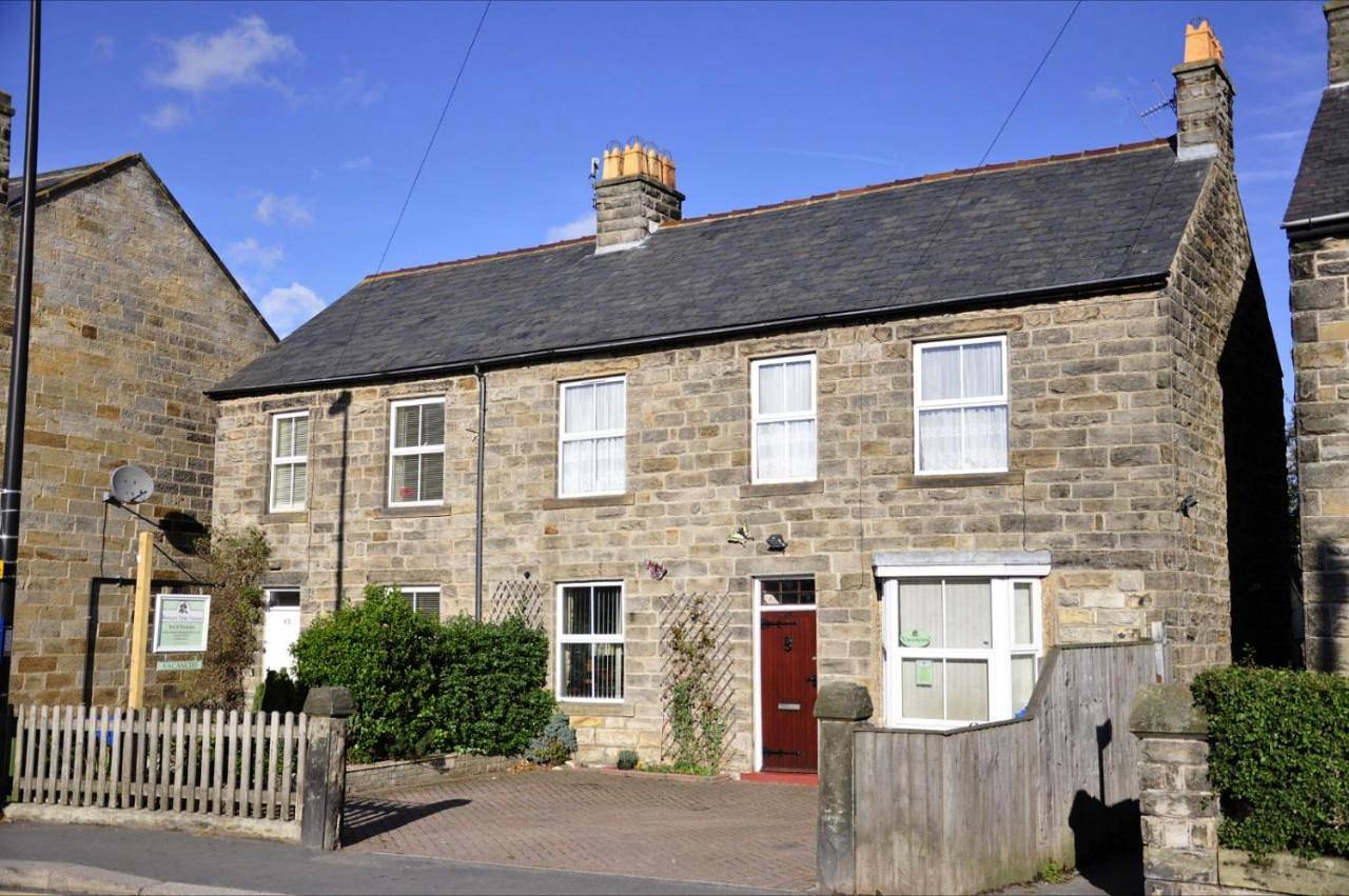 Twin Room with Private Bathroom in Whitby, North York Moors National Park