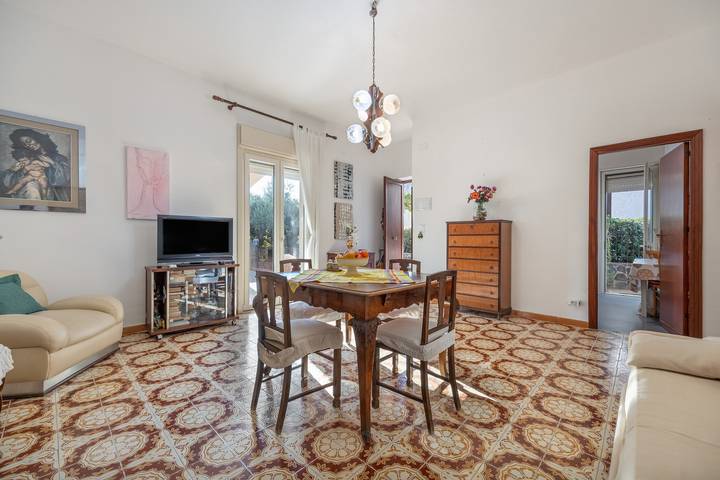 Villa 'Villetta Ninetta' con vistas a la montaña, Wi-Fi y aire acondicionado in Carini, Provincia de Palermo