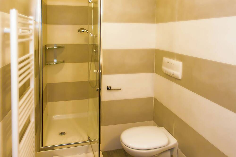 Ganze Wohnung, Residence delle Rose 2 surrounded by greenery and Relaxation in Pieve, Tremosine