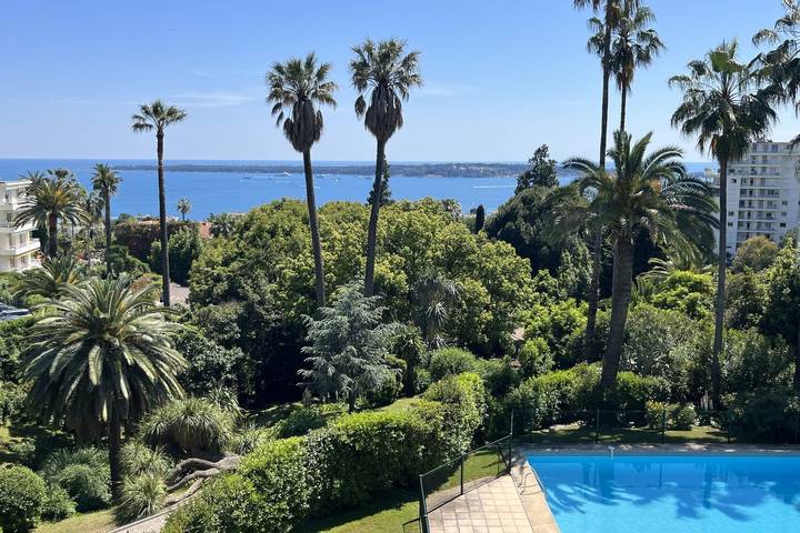 Ferienwohnung für 4 Personen, mit Pool und Terrasse sowie Garten, mit Haustier - 1