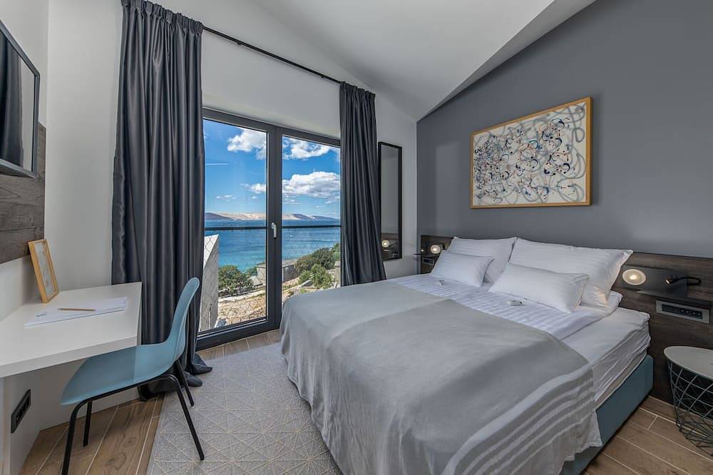 Luksusowa willa Rock - z prywatnym basenem i plażą in Lukovo Šugarje, Velebit Nature Park