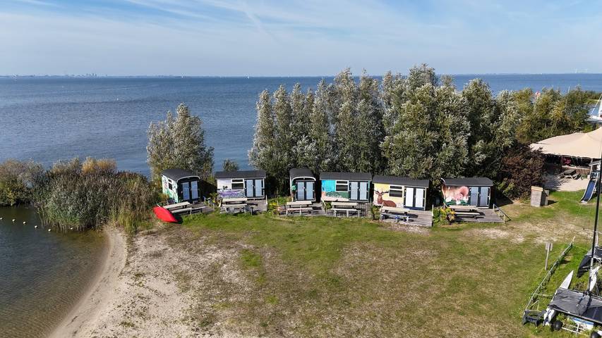 Ferienhaus für 2 Personen, mit Terrasse und Balkon/Terrasse in Almere