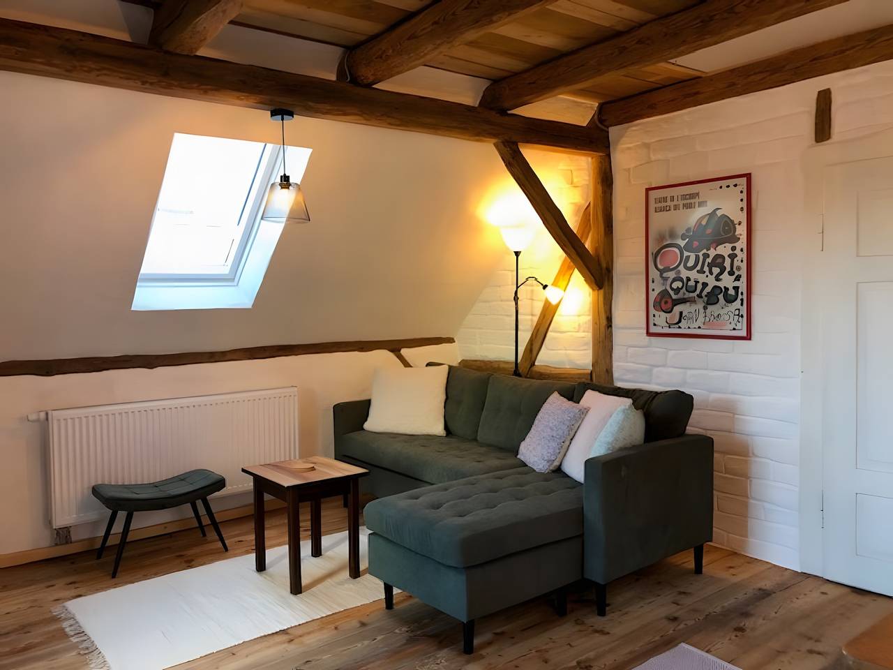 Entire apartment, Apartment 'Rosenbusch 2' with Shared Garden, Balcony and Wi-Fi in Kemmern, Landkreis Bamberg