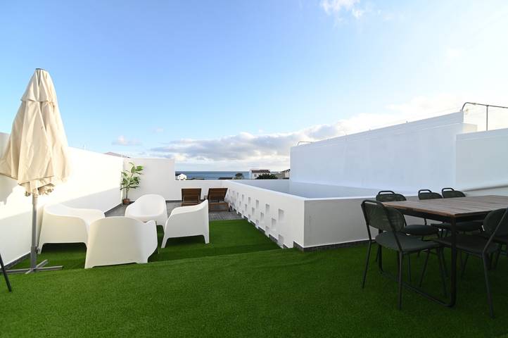 Casa de férias para 10 pessoas, com varanda e vista para o mar em Lagoa (Açores)