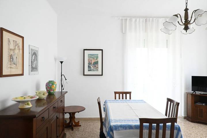 Ganze Wohnung, S352 – Sirolo, Spacious and Comfortable Apartment with Wi-Fi in Sirolo, Riviera del Conero