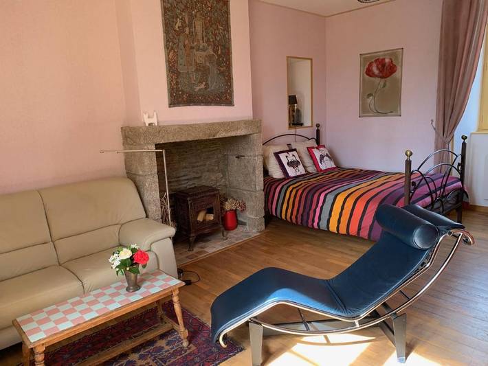 Chambre d’hôte pour 2 personnes, avec terrasse ainsi que vue et jardin à Isigny-le-Buat - 2