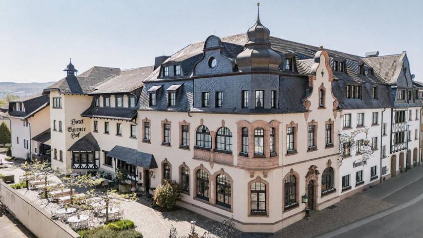 Hôtel pour 2 personnes, avec Terrasse et Jardin ainsi que Piscine et Sauna