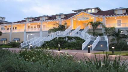 Vacation Home for 20 Guests in Galveston Island, Galveston, Picture 3