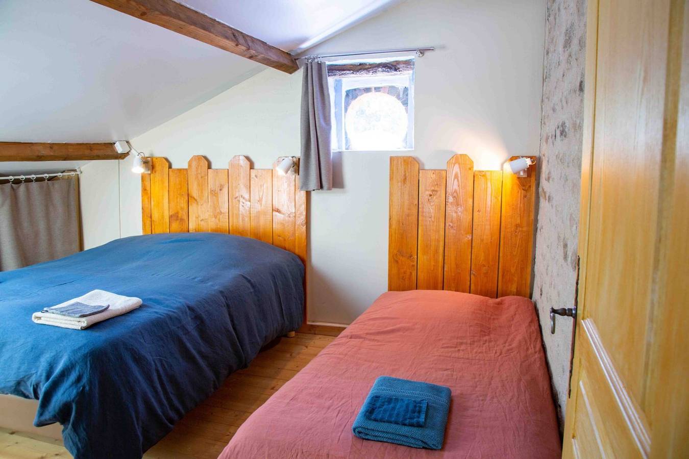 Les Soleils - Chambre familiale in Mérinchal, Région d'Aubussargues