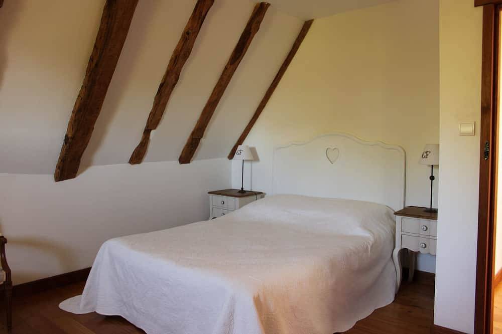 Gîte de La Devèze - salle de cinéma privée - accueil chevaux in Cœur de Causse, Quercy