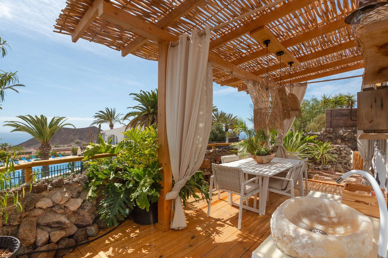 Maison de vacances 'Oceania B' avec vue sur la mer, Wi-Fi et climatisation in Chayofa, Arona