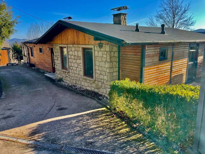 Ferienhaus für 6 Personen, mit Ausblick und Garten - 1
