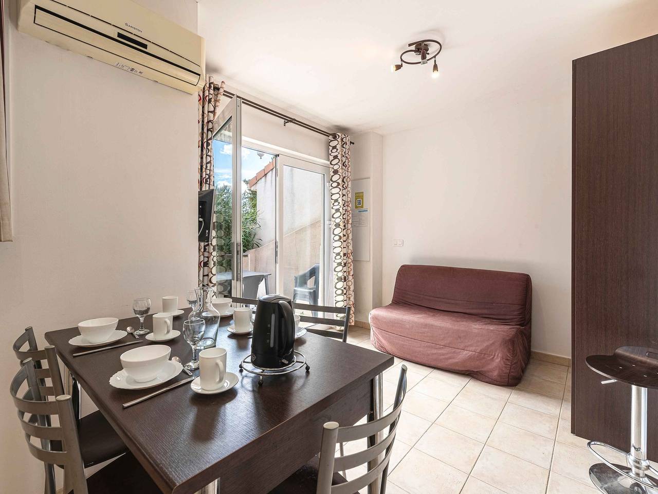 Casa vacanza per 6 persone con piscina in Favone, Sari-Solenzara