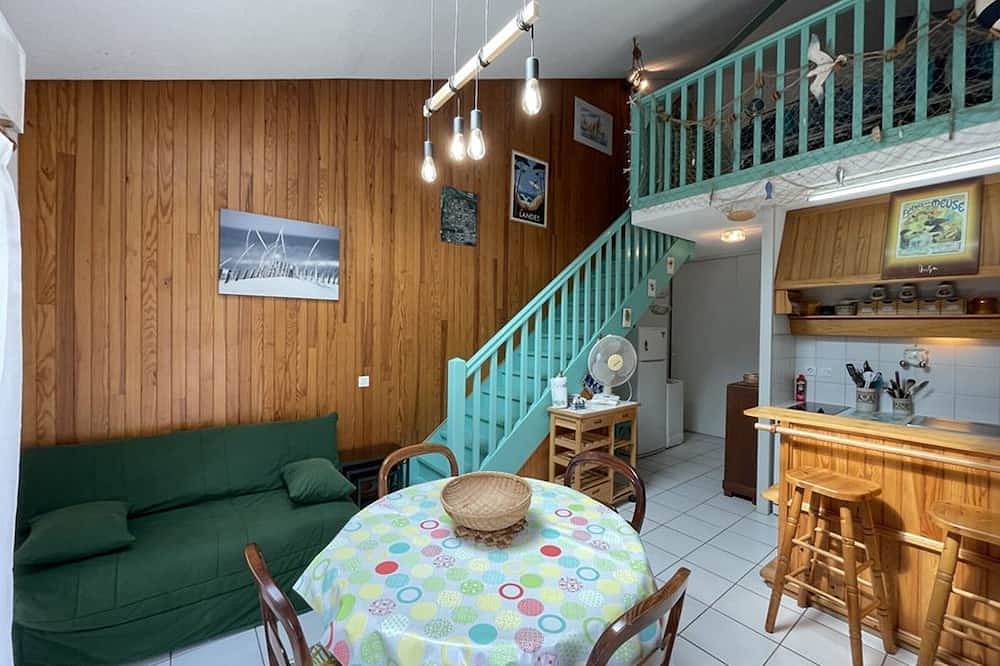 Cozy T2 Mezzanine, Sleeps 4, Near Lake, Bbq & Terrace in Soustons, Côte d’Argent