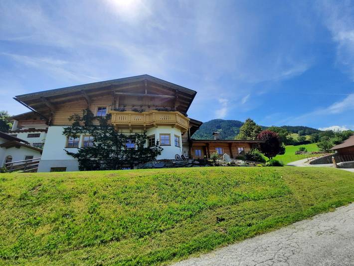 Bauernhof für 6 Personen, mit Ausblick und Terrasse