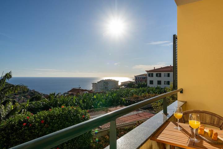 Gîte pour 4 personnes, avec Balcon à Câmara de Lobos