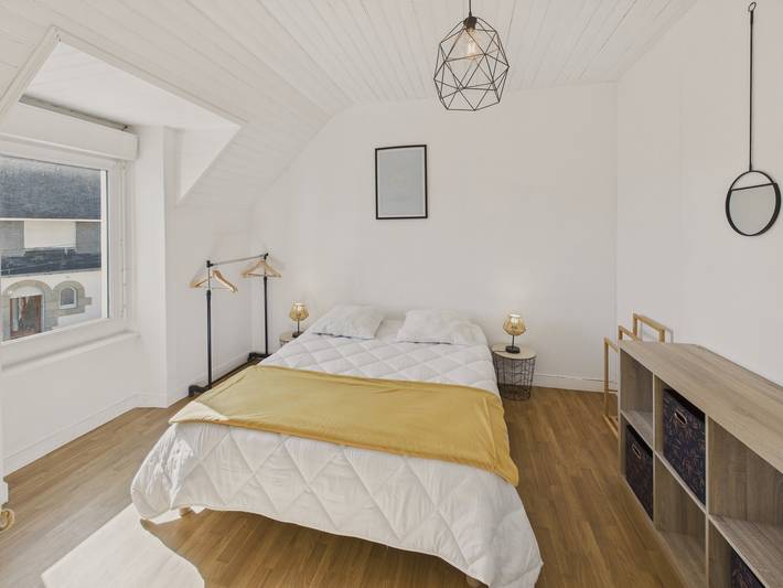 Maison pour 6 à 200m du port et de la plage in Treffiagat, Région de Quimper