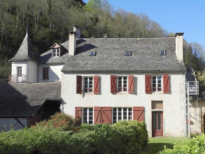 Hôtel pour 28 personnes, avec Terrasse ainsi que Jardin et Vue à Osse-en-Aspe