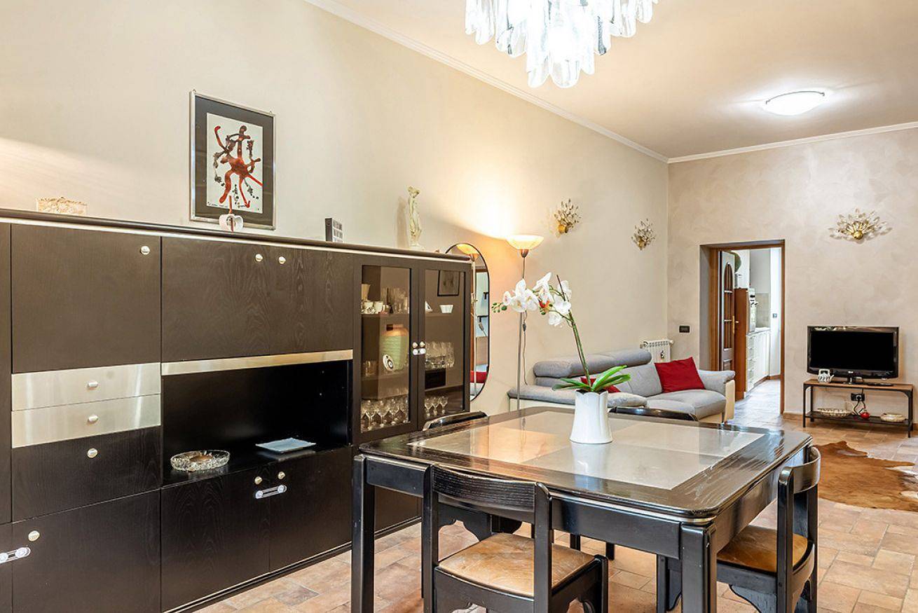 Apartamento entero, Marty House by Rentbeat in Tivoli (desambiguación), Provincia de Roma